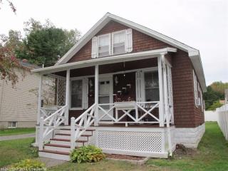 64 Inverness St, Portland ME  04103-5033 exterior