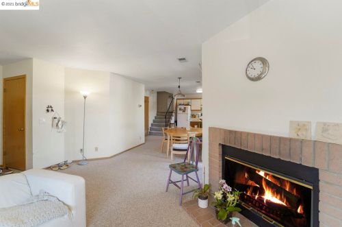 412 Kains, Berkeley CA 94706-1216 exterior