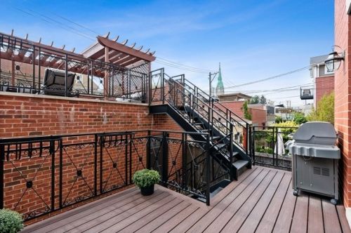 1309 Nelson St, Chicago IL 60657-3042 exterior