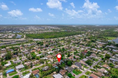 4071 Mohawk Pl, Naples FL exterior