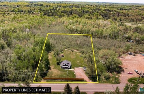 4074 Tischer Rd, Duluth MN 55803-1151 exterior