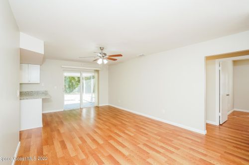 1061 Sudder Ave, Fort Pierce FL  34953-1512 exterior