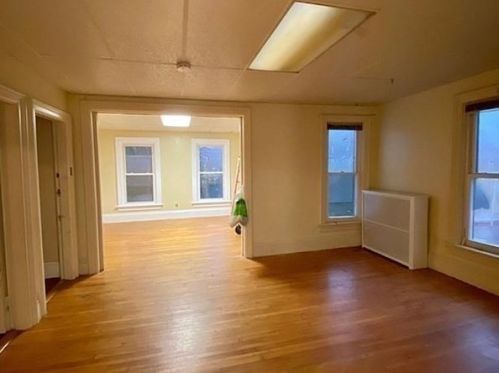 163 Austin St, Worcester MA 01609-2916 exterior