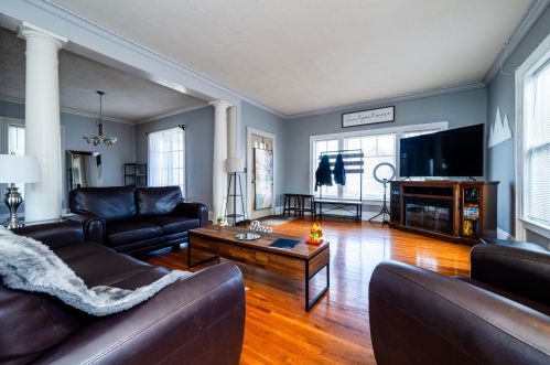 108 Michigan Ave, Dowagiac, MI 49047-1713