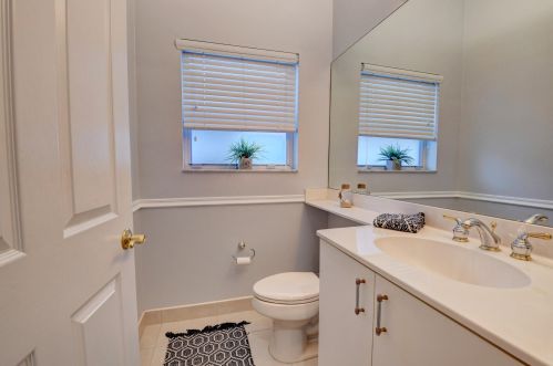 5254 Landon Cir, Boynton Beach FL 33437-1668 exterior