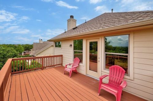 12804 Capella Trl, Austin TX 78732-1934 exterior