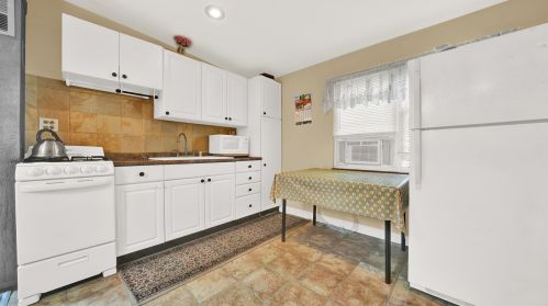 5527 Eddy St, Chicago IL 60641-3248 exterior