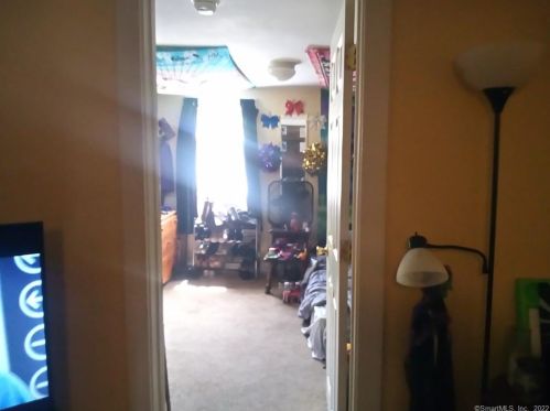 80 Furnace St, Killingly CT exterior