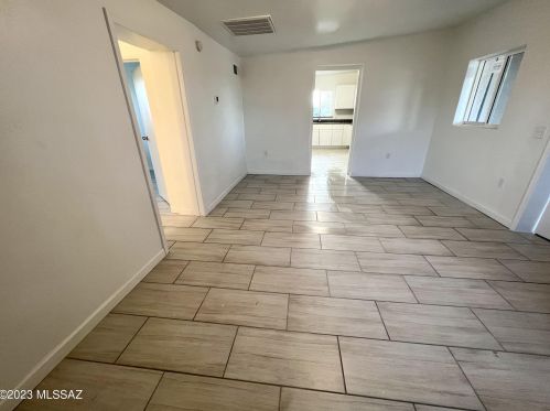 427 29th St, Tucson AZ  85713-2948 exterior