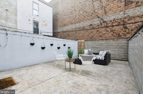 630 Catharine St, Philadelphia PA  19147-2937 exterior