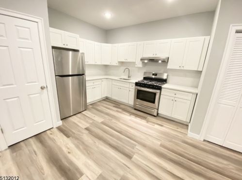 36 Auburn St, Paterson NJ  07501-1532 exterior