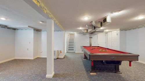 744 Laclede Sta Rd, Saint Louis MO 63117-2048 exterior