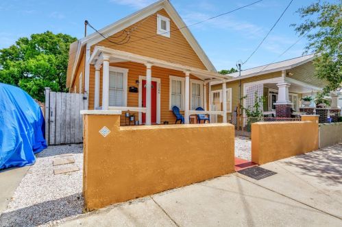 1401 22nd St, Tampa, FL 33605-5318