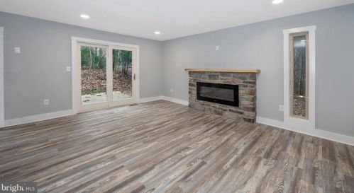 10402 Great Arbor Dr, Rockville MD  20854-4215 exterior