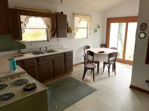 7135 Diana Cir, Gainesville GA 30506-4713 exterior