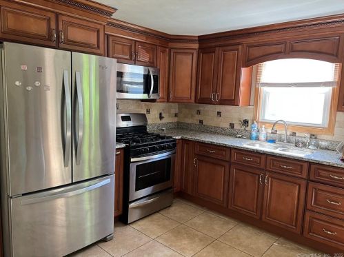 144 Osgood Ave, New Britain, CT 06053-2868