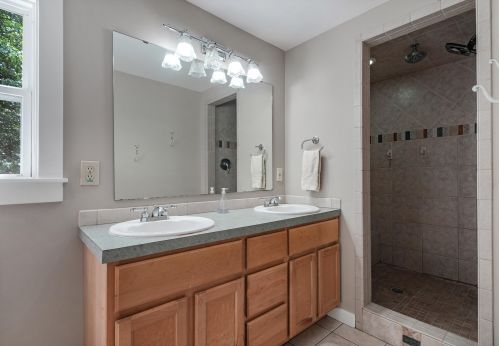 11133 Foreman St, Lowell MI 49331-9647 exterior