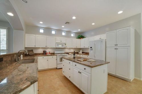 63686 Desert Highland Dr, Tucson AZ  85739-1732 exterior