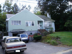 346 Austin St, Newton, MA 02465-2502
