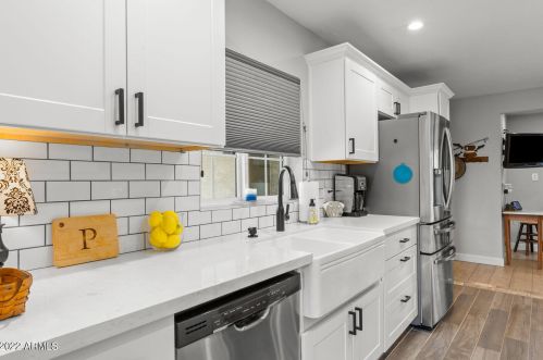 4325 19th Pl, Phoenix, AZ 85016-5428