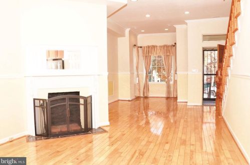 624 11th St, Washington DC  20001-4530 exterior