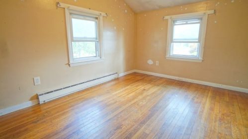 77 Humbert, Springfield MA 01109-2229 exterior