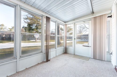 5190 Grn Mdw Rd, Kalamazoo MI 49009-1262 exterior