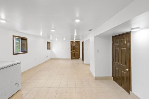 4453 Kildare Ave, Chicago IL 60652-3127 exterior