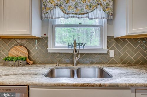 151 Autumn Ct, Huntingtown MD 20639-3400 exterior