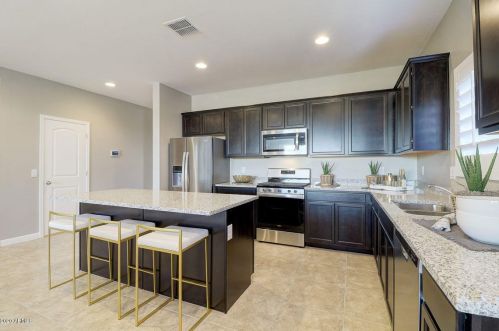 17310 7 Ln, Phoenix AZ 85023-2669 exterior