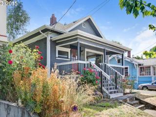 4012 26 St, Portland OR  97202-3911 exterior