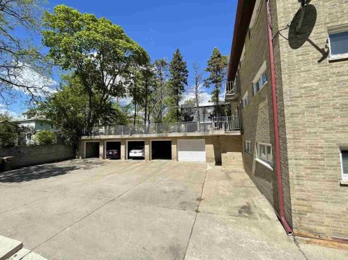 918 Dayton St, Madison WI 53715-1131 exterior