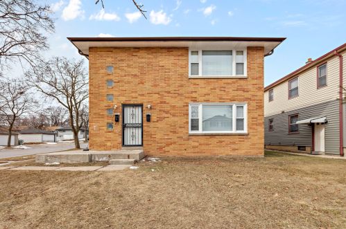 5901 69th St, Milwaukee WI 53218-1813 exterior