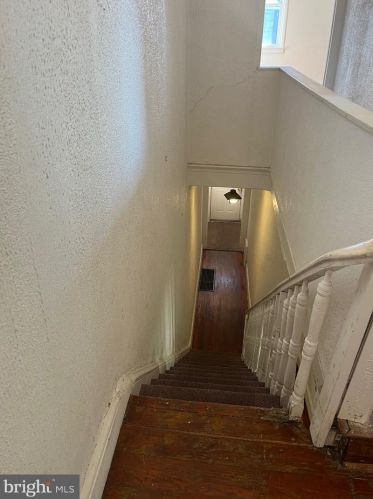 2038 5 St, Philadelphia PA 19148-2548 exterior