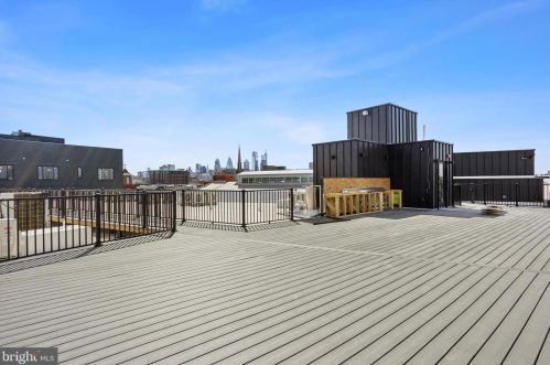 828 2nd St, Philadelphia PA exterior