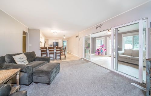 1111 Highgate Rd, Kalamazoo MI 49006-2774 exterior