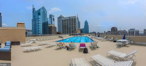 1919 Chestnut St, Philadelphia PA 19103-3401 exterior