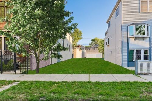 1707 Nelson St, Chicago IL 60657-3027 exterior