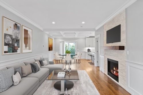 47 Lincoln Rd, Newton, MA 02458-1240