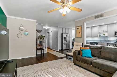 11 Kimberly Dr, Runnemede NJ 08078-2104 exterior