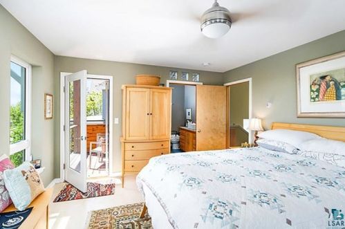 227 7th St, Duluth MN 55805-1240 exterior