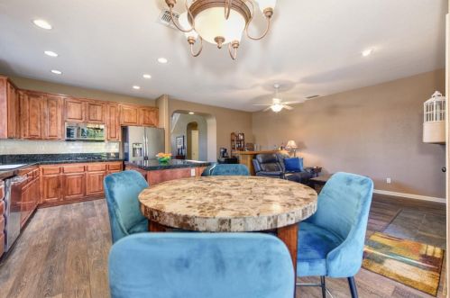 1079 Mallard Cir, Folsom CA 95630-7507 exterior