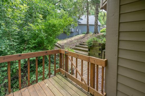 3809 Oakridge Ct, Milwaukee WI 53228-1367 exterior