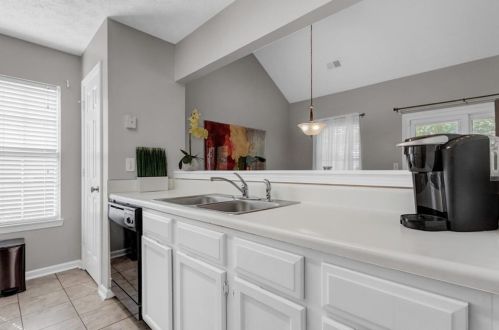 3804 Benjamin Ct, Atlanta GA 30331-2056 exterior