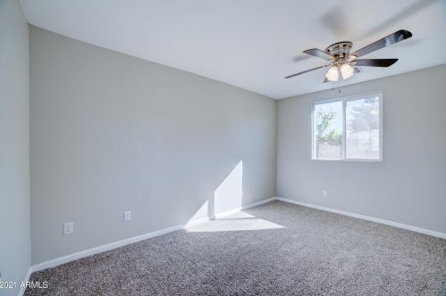 1942 Campo Bello Dr, Phoenix AZ 85032-2051 exterior