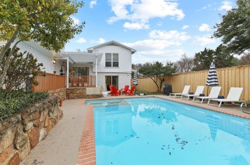 10153 Dentport Dr, Dallas TX 75238-2104 exterior