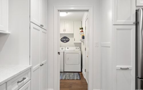 48 Cedar Rdg Ln, Huntington Station NY 11746-7941 exterior