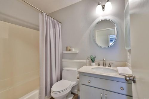 872 Halecrest Dr, Chula Vista CA 91910-6412 exterior