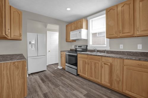 850 Allaire Ave, Monaca PA 15061-1260 exterior