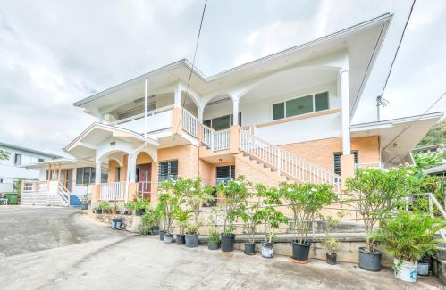 2777 Kalihi St, Honolulu HI 96819-6009 exterior